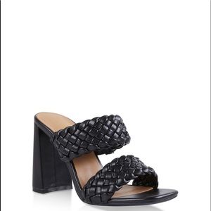 EXPRESS Black Block Heel Sandals